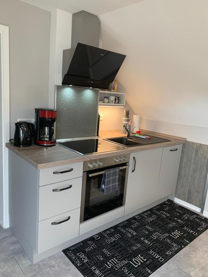 Ferienwohnung Sunny - Moderne Ferienwohnung Im Gruenen In Saarbruecken-West Eksteriør bilde